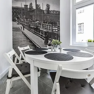Apartment Mieszkanie Przy Deptaku, Zoppot